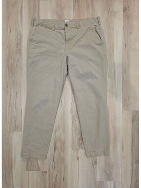 GAP Essential Khaki Slim Fit Pants 38x30